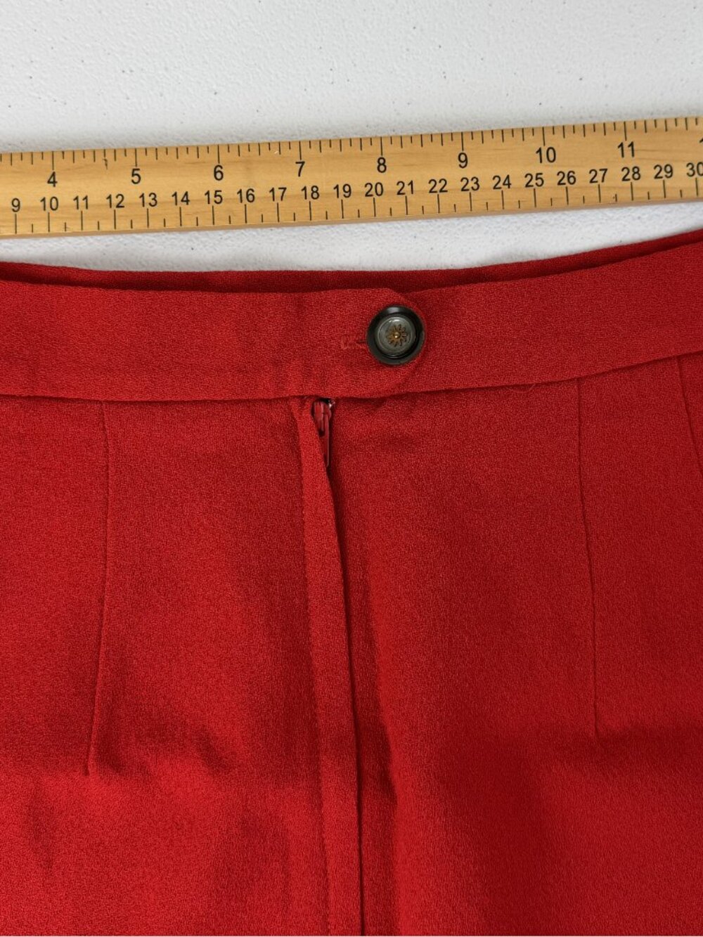 Tahari Women’s Red Mini Pencil Skirt Size L 100% Wool - Picture 10 of 11